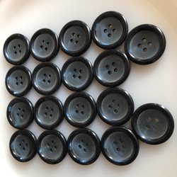 アンティーク ボタン 9個　ビンテージ 昭和 レトロ 個性的 ハンドメイド素材 日本製 ポップ アクセ  ネイビー 4枚目の画像