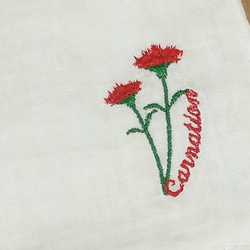 母の日/カーネーションの花文字刺繍入りダブルガーゼハンカチ/ALL日本