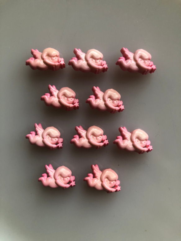アンティーク ボタン 5個　ビンテージ 昭和 レトロ 個性的 ハンドメイド素材 日本製 ポップ アクセ ピンク　天使 4枚目の画像