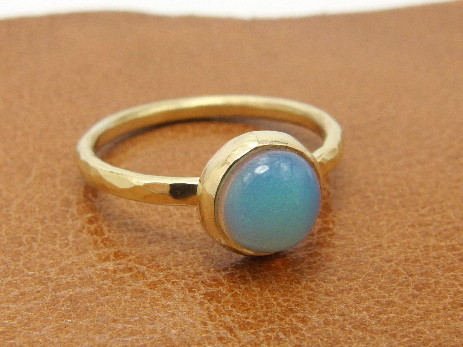 オパール真鍮リング8号 【brass】天然石　オパールリング　小粒　天然石リング　アクセサリー　シンプルリング