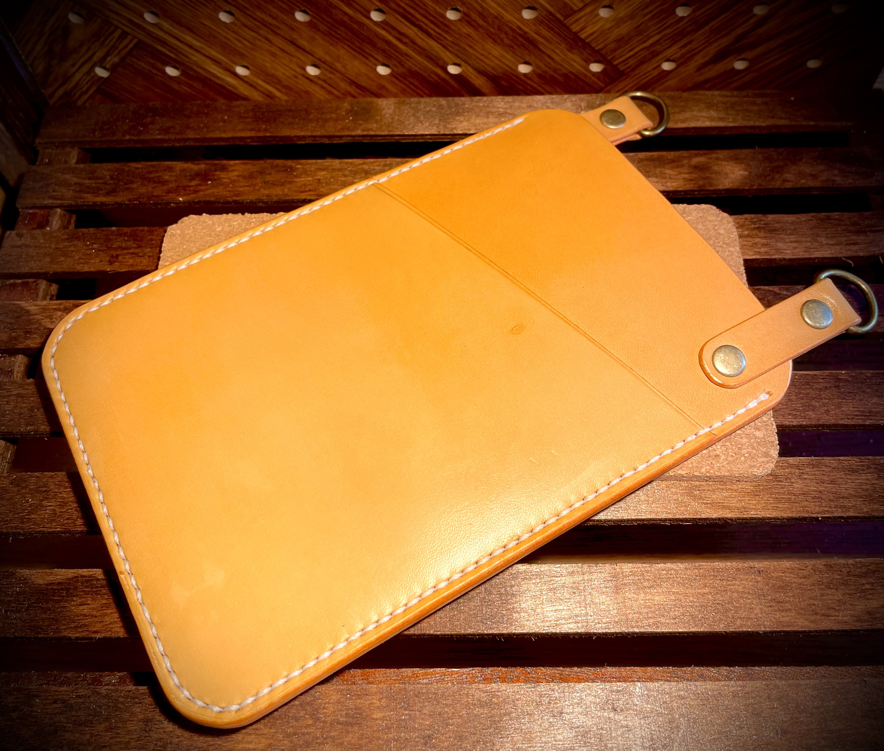 サコッシュ　スマホポーチ　スマホショルダー　レザー　ハンドメイド　一点物　受注製作　#0