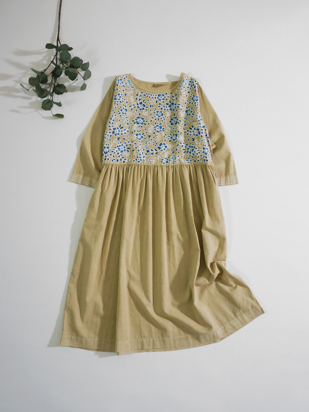 アザレアのハーフリネンギャザーロングワンピース *matcha*