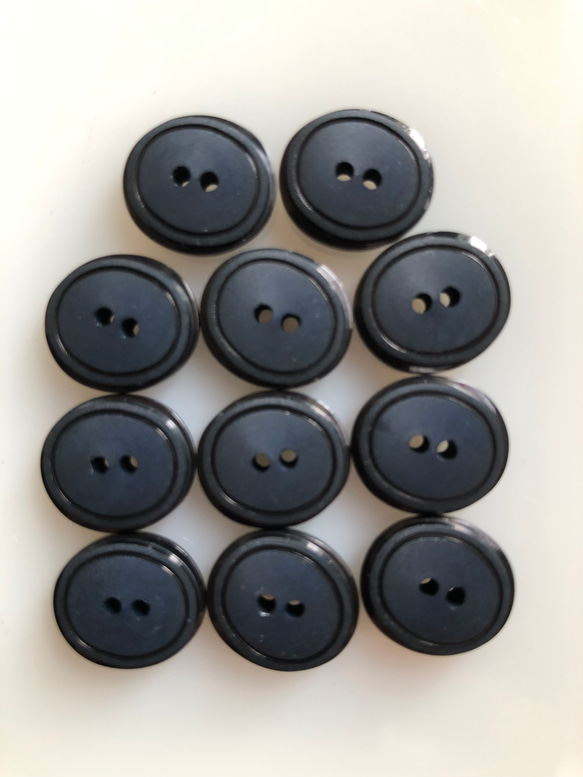 アンティーク ボタン 11個　ビンテージ 昭和 レトロ 個性的 ハンドメイド素材 日本製 ポップ アクセ ネイビー 2枚目の画像