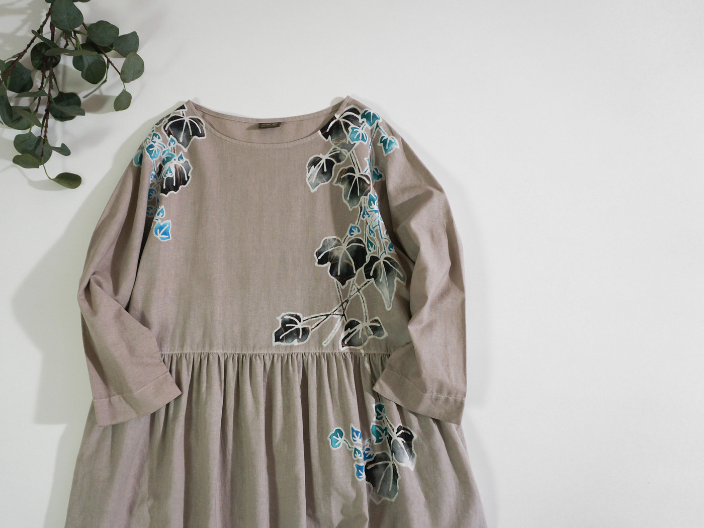 アイビーのハーフリネンギャザーロングワンピース * greige*