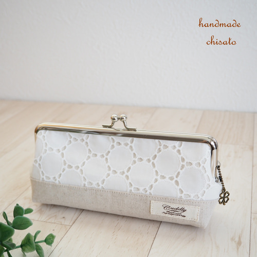 【該当者さま専用作品につきご購入不可となります】 がま口ポーチ 4点 がま口ポーチを購入してくださる皆さまへ がま口 口金の変更について