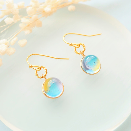 痛くない 軽い イヤリング/ピアス ［小さな空~天気雨~］ レジン