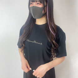 E'ternellement 手書き風 刺繡Ｔシャツ/黒/白/オリジナル/レディース/おしゃれ/ｔシャツ/プレゼント 6枚目の画像