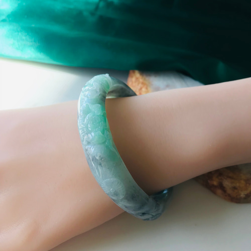 【逸品】 ジェイド ヒスイ 翡翠 バングル オーダーメイド バングル アクセサリー