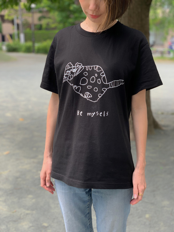 "Be my self"  NEKOデザイン Tシャツ 3枚目の画像