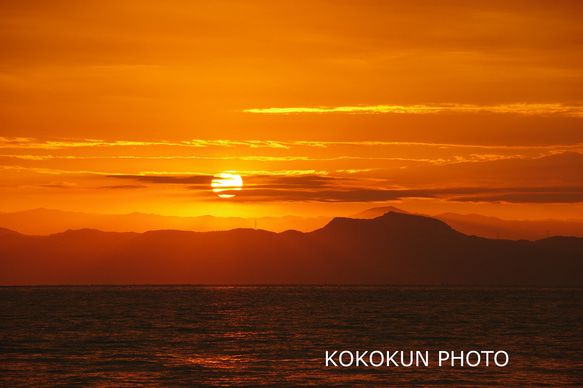 有明海の朝の風景「日の出と赤く染まった空」（A４サイズ） 1枚目の画像