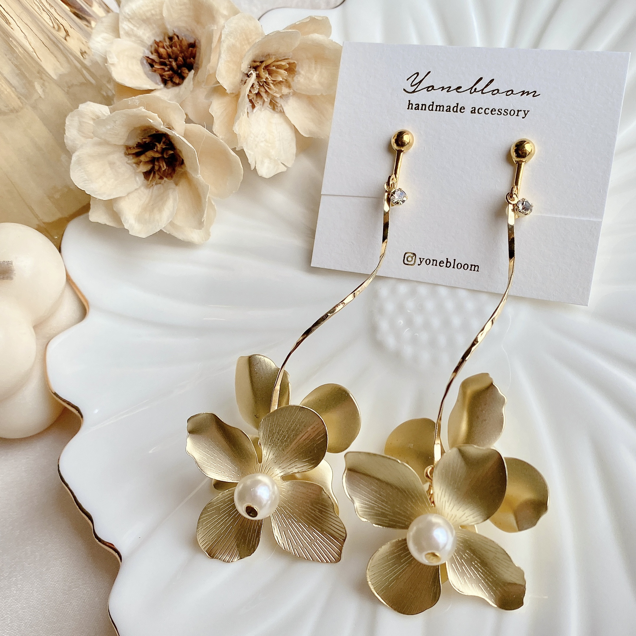 14kgf アバロンflowerピアス♡ ダサい 