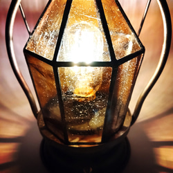 ステンドグラスランプ・魔女の瞳/紅茶　アンティーク調・魔法のテーブルライト　LEDライト/LEDランタン 3枚目の画像