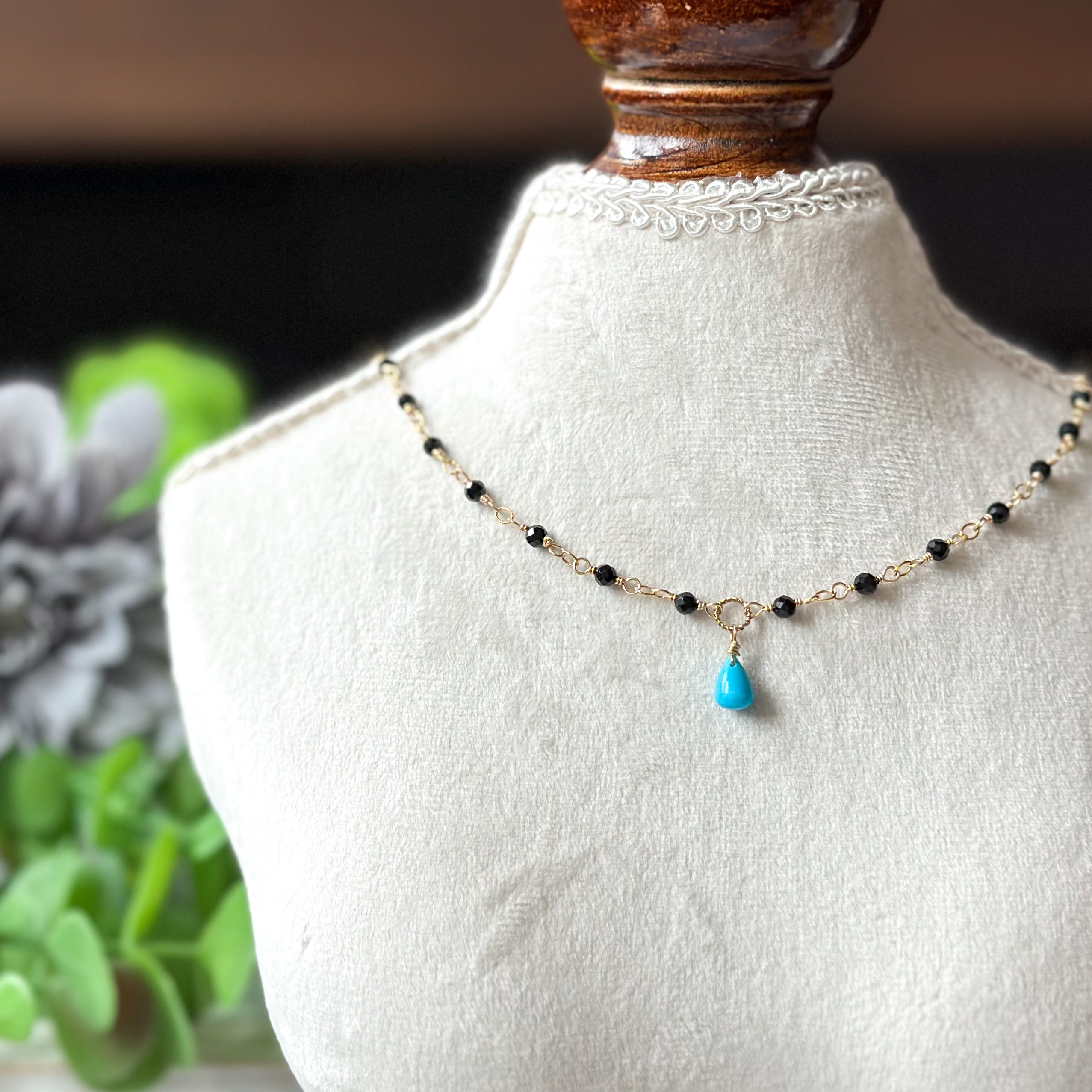 14kgf*スリーピングビューティーターコイズとブラックスピネルのネックレス*天然石