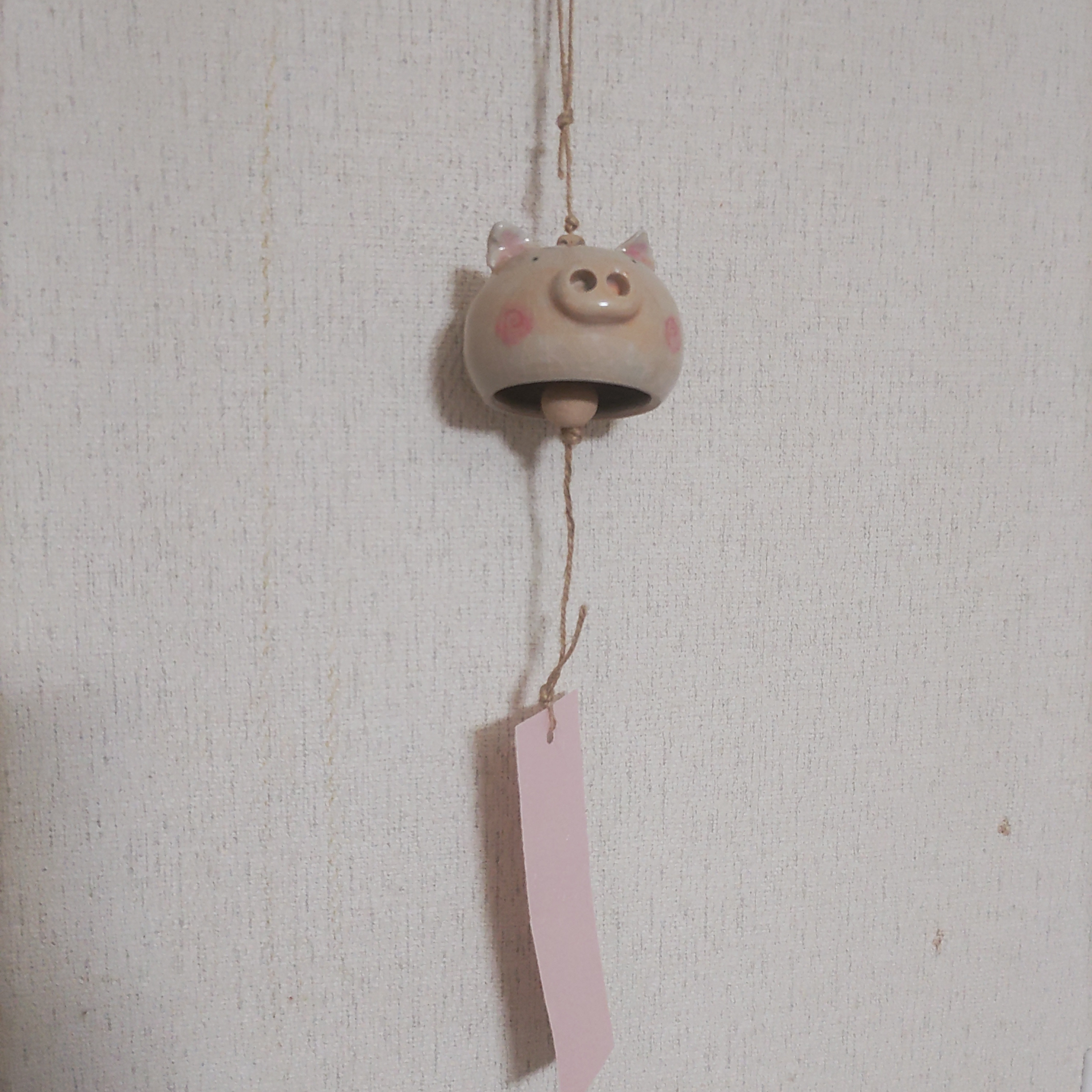 新品 ブタちゃん 風鈴 瀬戸物 瀬戸物 ブタちゃん 新品 風鈴