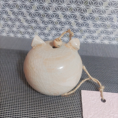 新品 ブタちゃん 風鈴 瀬戸物 ぶたさんの風鈴 風鈴 いなばの白兎 通販 15849437｜Creema(クリーマ)