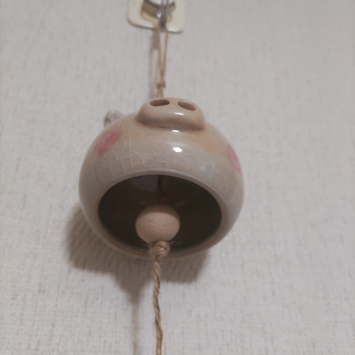 新品 ブタちゃん 風鈴 瀬戸物 新品 ブタちゃん 風鈴 瀬戸物 - メルカリ