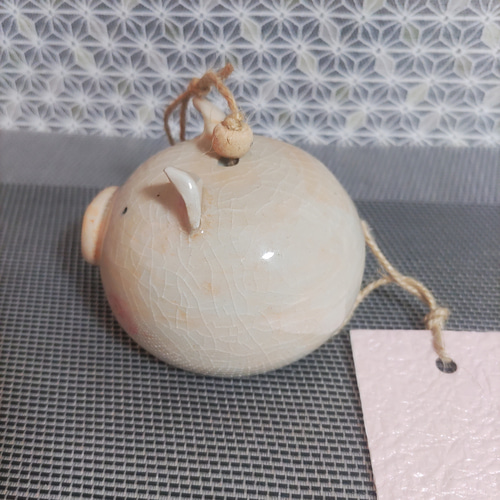 新品 ブタちゃん 風鈴 瀬戸物 ぶたさんの風鈴 風鈴 いなばの白兎 通販 15849437｜Creema(クリーマ)