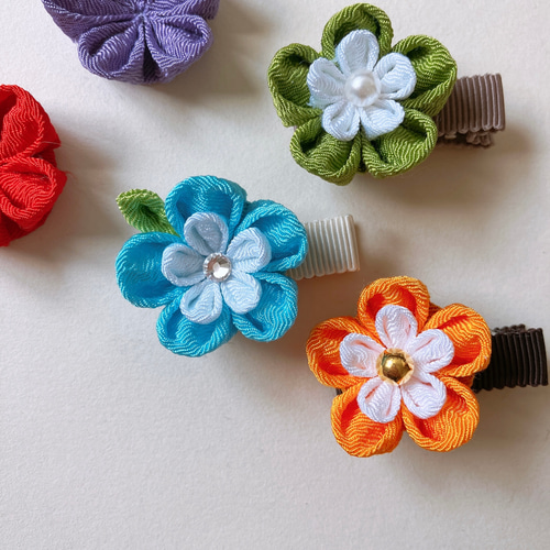 お花の髪飾り〜濃い色〜ネモフィラ＊色、ご相談ください ○ちりめん