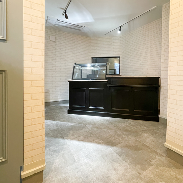 ケーキ屋さん向け冷蔵ショーケース埋込みレジカウンターW2100 スイーツ店向けショーケースカウンター オーダーメイド家具 