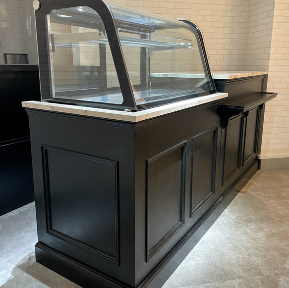 ケーキ屋さん向け冷蔵ショーケース埋込みレジカウンターW2100 スイーツ店向けショーケースカウンター オーダーメイド家具 