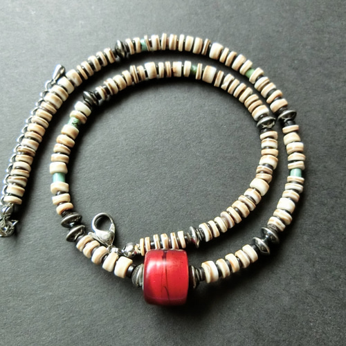 ホワイトハート・ナバホパール・ターコイズのヒシネックレス