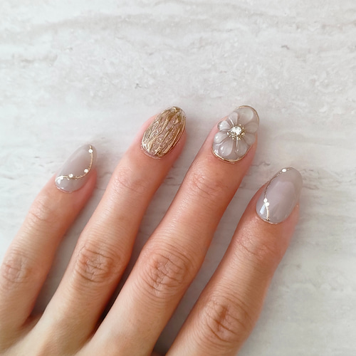 ♡人気デザイン♡No.44/ネイルチップニュアンス ぷっくりフラワー