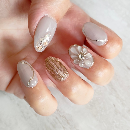 ネイルチップ ぷっくりフラワー マグネット ラメ ゴールド マグネット(マグネットネイル/ギャラクシー/スターギャラクシー