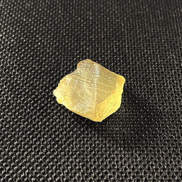 人生を切り開く/あなたの魂を救う隕石/リビアングラス/カルマの浄化