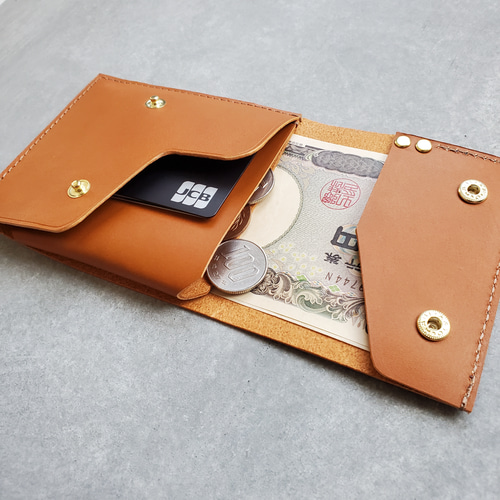 お札折らない小さく薄い革財布　使いやすい大容量コンパクトハンドメイドウォレット 楽天市場】ミニ財布 お札 折らない 箔レザー 山羊革 コンパクト