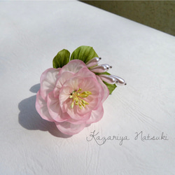 寧々】牡丹の正絹つまみ細工髪飾り 成人式 卒業式 結婚式 かんざし 飾