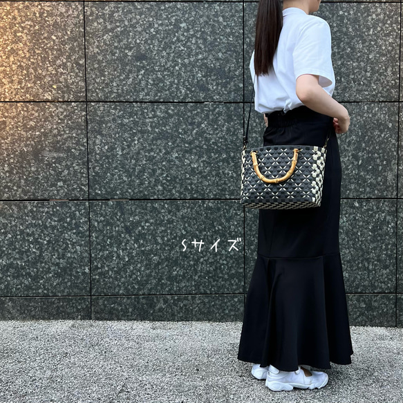 【受注製作】プラカゴ　Sサイズ/B5　S-360　黒*ベージュ　2way　バンブーハンドル　プラカゴバッグ　雨の日バッグ 8枚目の画像