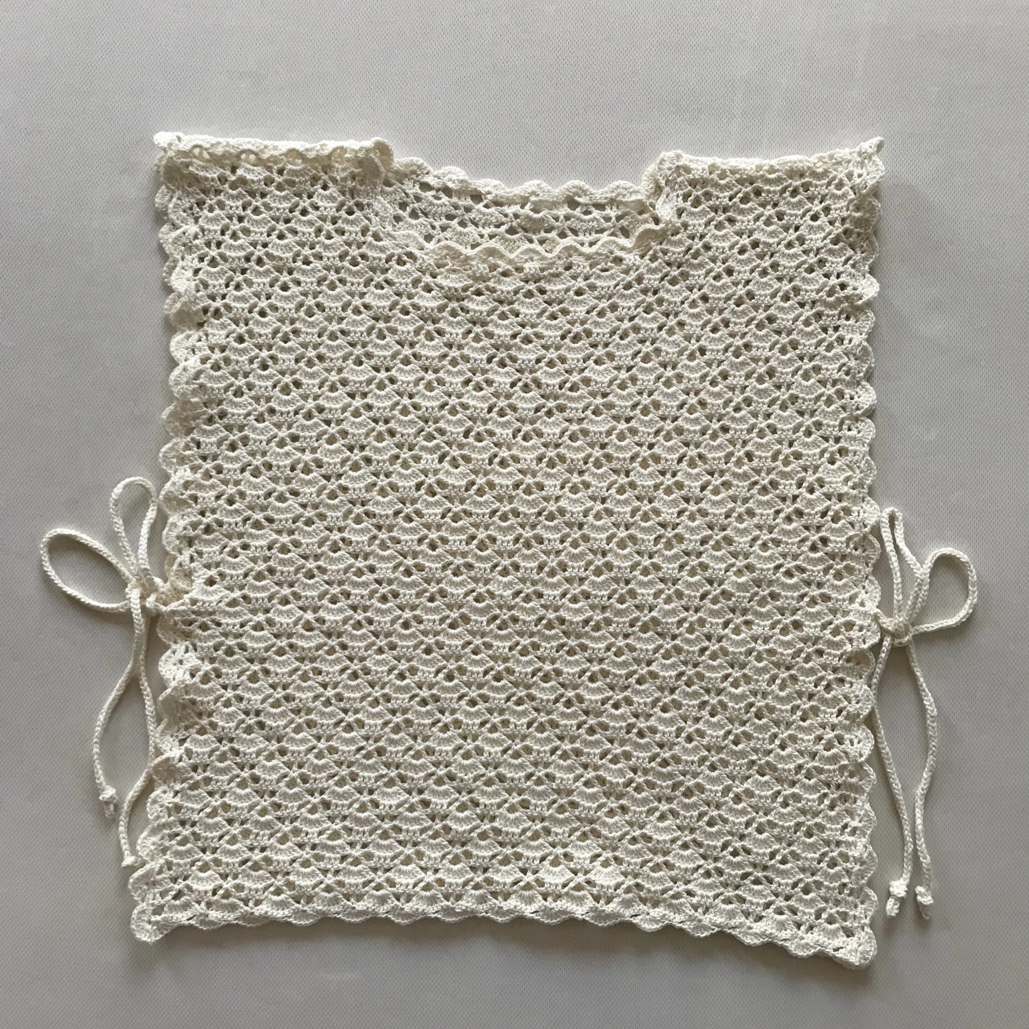 【フリーサイズ】コットン×シルク糸　かぎ針編みのベスト　編み物 12,160円