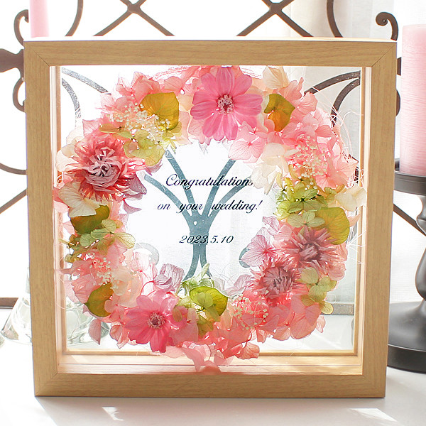 送料無料♪木製ガラスフレーム入 プリザーブドフラワーリース【ピンク】商品ガラス面にご指定メッセージ入れ 両親贈呈 母の日