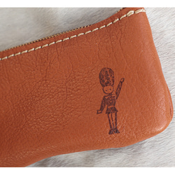 ロンドン兵隊さん革小銭入れ/カードケース/mokumaさんデザイン 3枚目の画像