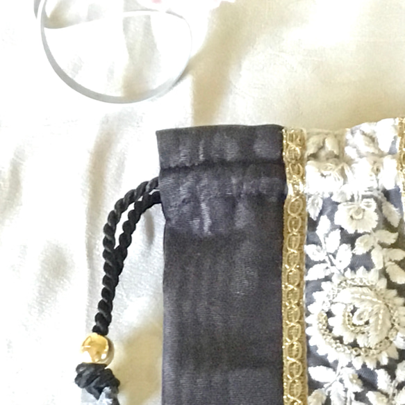 インド刺繍リボン　小さな可愛い【巾着袋】 3枚目の画像