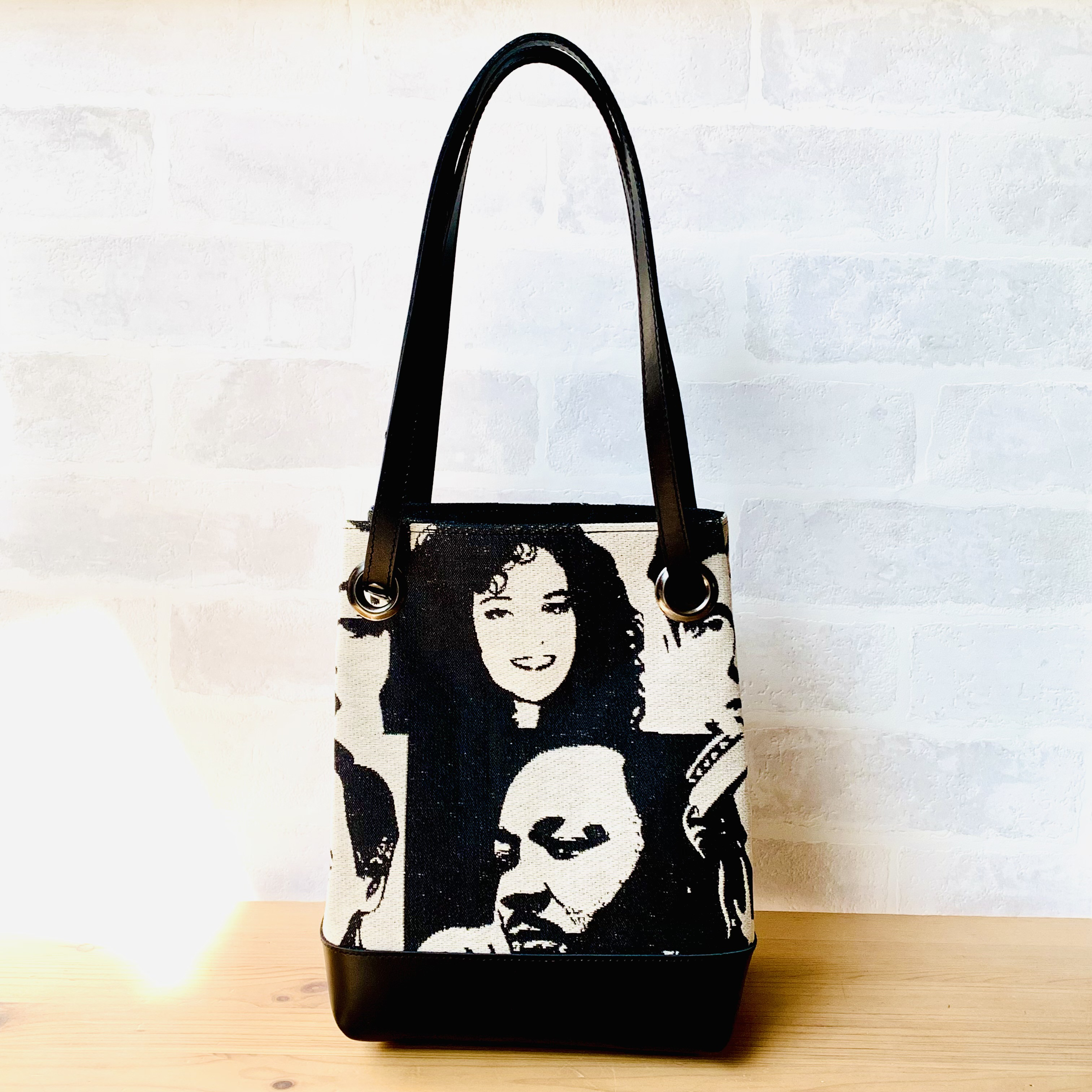 ２wayフェイスバッグ 12,816円