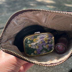 〔ピルケース〕おしゃれでかわいい！持ち運びしやすい外国切手のケース（フィンランド　すみれ）ラッピング無料！プレゼントにも 9枚目の画像