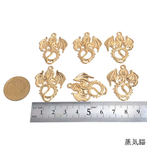 大翼のドラゴンのチャーム ゴールド 6個【ファンタジードラゴン 
