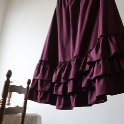 ⁂ラスト２　初夏ＳＡＬＥ　７７cm　段々 フリル裾ギャザー スカート  ペチスカートとしても上質コットンゆったりA55 3枚目の画像