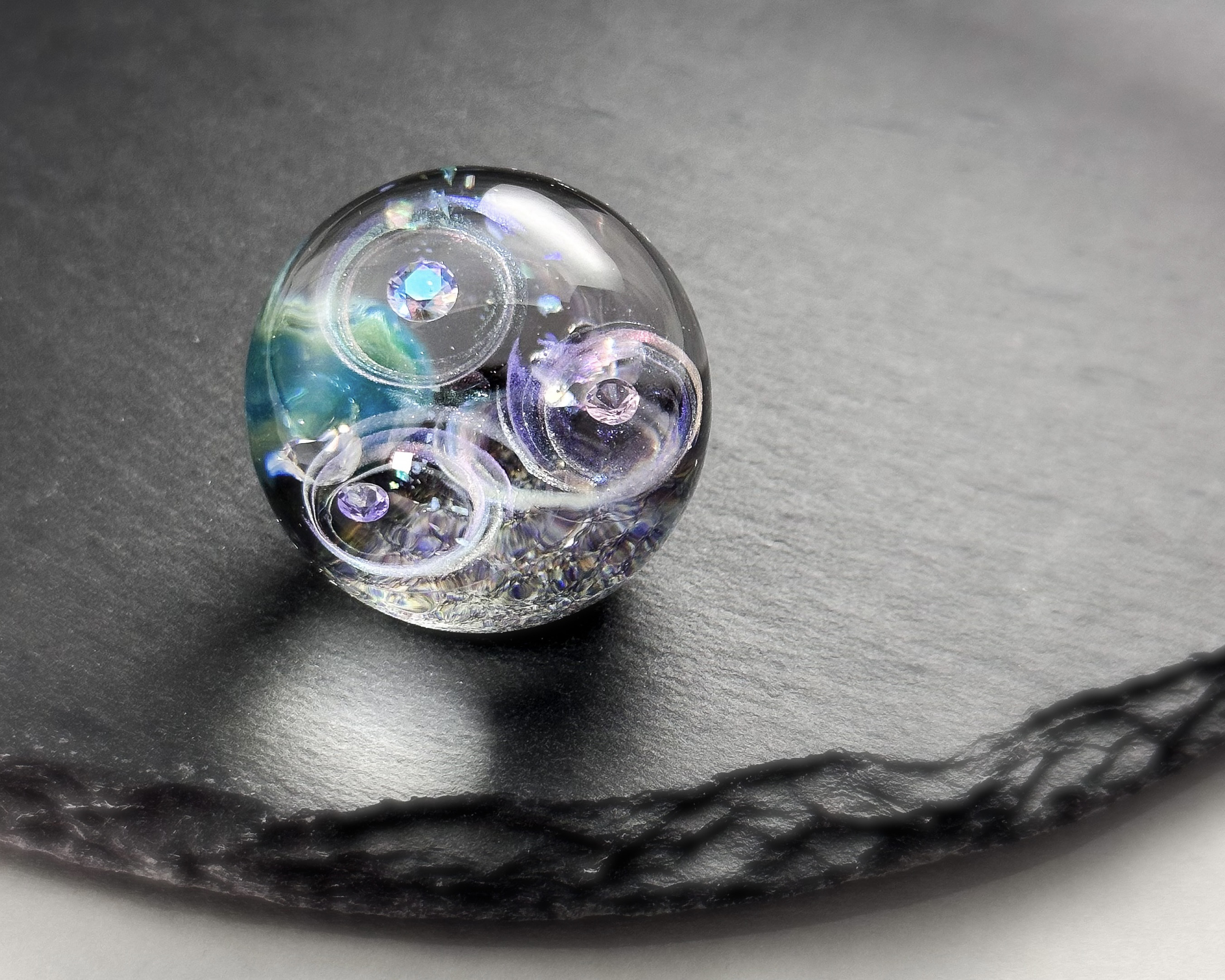 No.1318 宇宙玉レジン特大50mm【NEON GALAXY】 crowned clownが生み出す宇宙玉レジン 【NEON GALAXY】の新しい