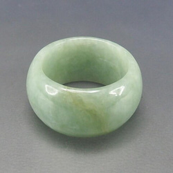 AAAひすい薄緑色指輪サムリング天然石本翡翠硬玉約22号五徳御守り 3枚目の画像