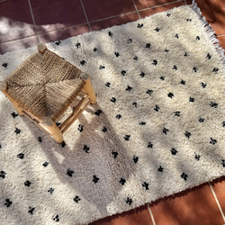 モロッコ  ラグ ベニワレン　ドット ブラック　カーペット　絨毯 3枚目の画像
