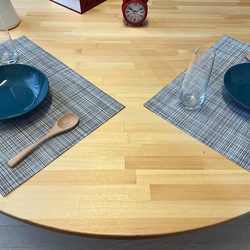 【送料無料】 ローテーブル 丸形 120cm パイン ナチュラル 折り畳み脚 木組 4枚目の画像