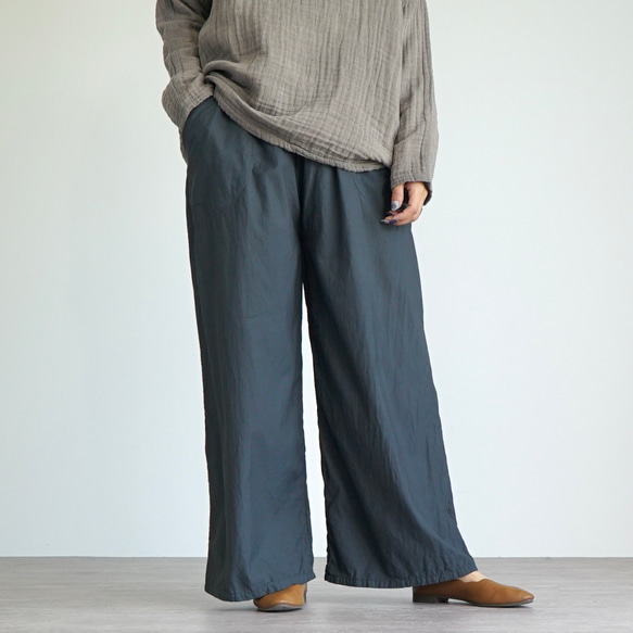 【福袋】透視長袍/波點藍+光面闊腿褲/黑色 第11張的照片
