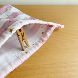 【給食袋　28×19 マチ4】ピンク　ストライプ　星 巾着袋　 2枚目の画像