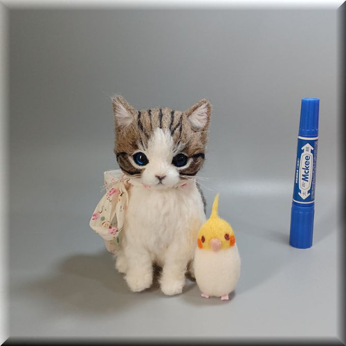 羊毛フェルト 猫 キジシロ子猫 キジ白 ねこ ネコ 猫フィギュア
