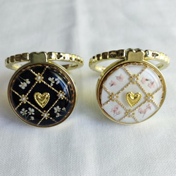 ハート ゴールド チェック スマホリング/バンカーリングドライフラワー入り 1枚目の画像