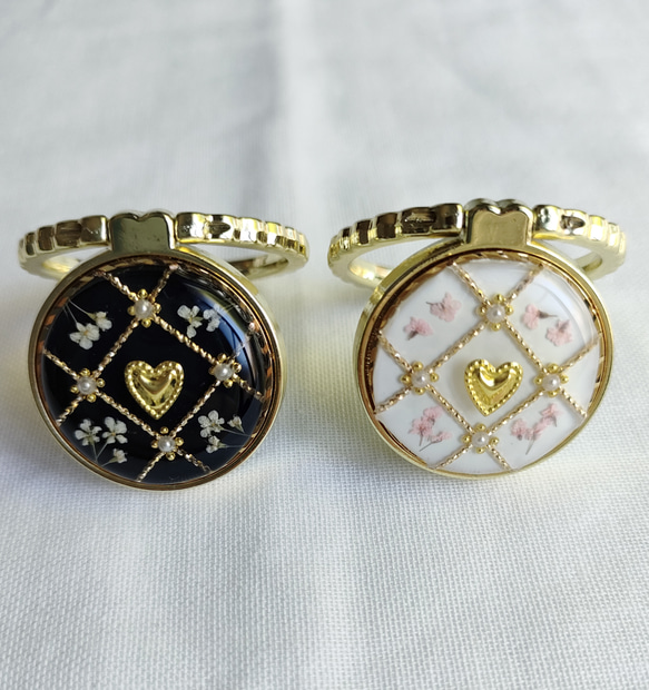 ハート ゴールド チェック スマホリング/バンカーリングドライフラワー入り 1枚目の画像