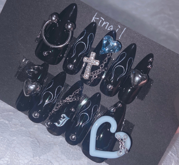 サイズオーダー】個性派ネイル ストリートネイル ピアスネイル