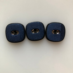 アンティーク ボタン 3個　ビンテージ 昭和 レトロ 個性的 ハンドメイド素材 日本製 ポップ アクセ ネイビー　紺 2枚目の画像